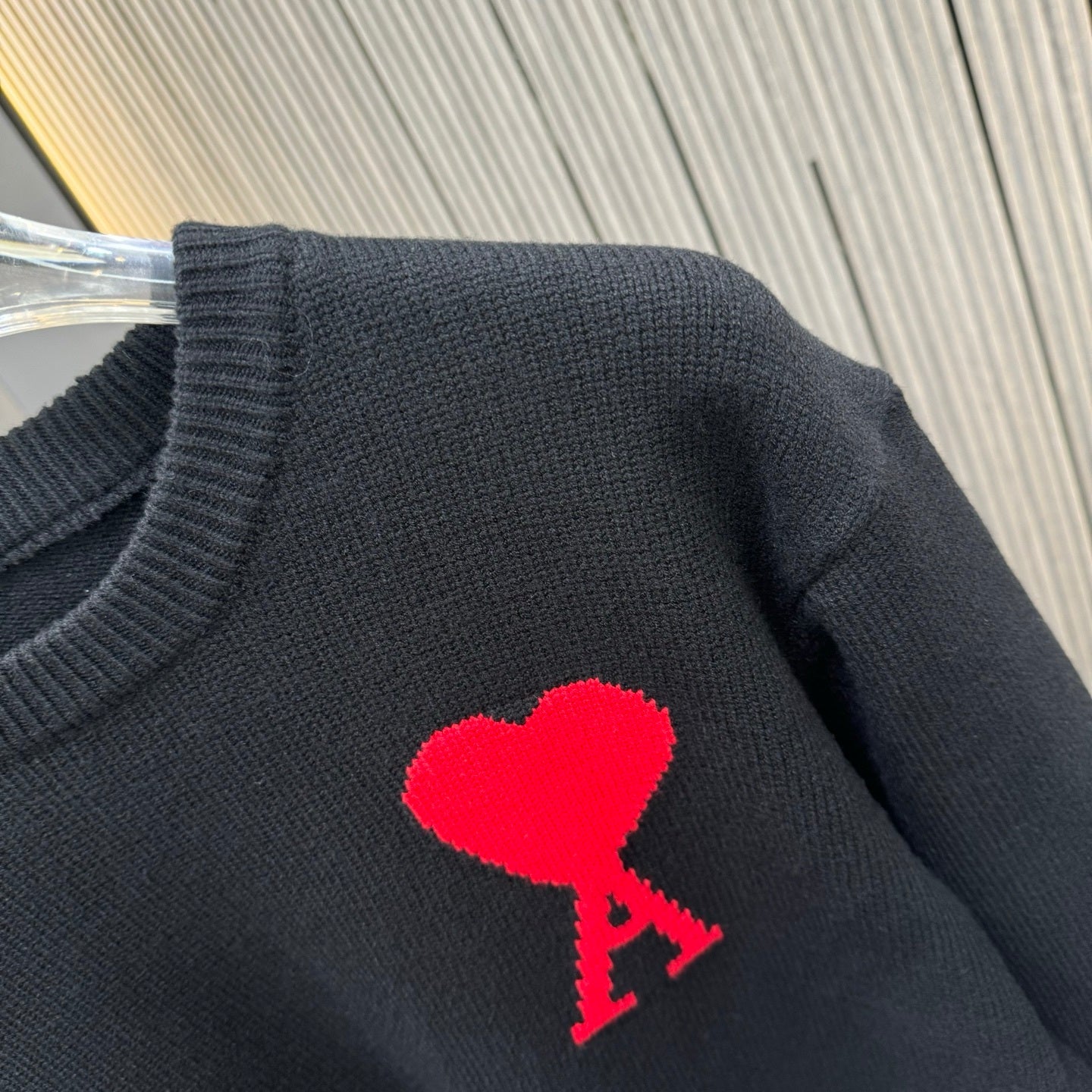 Pull Ami De Cœur en laine en noir